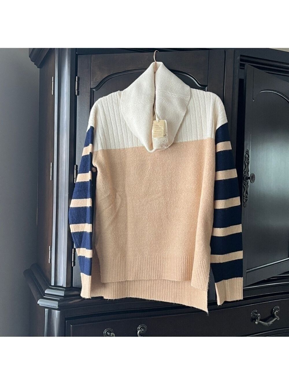 Hem & Thread Sweater - Picture 7 of 10